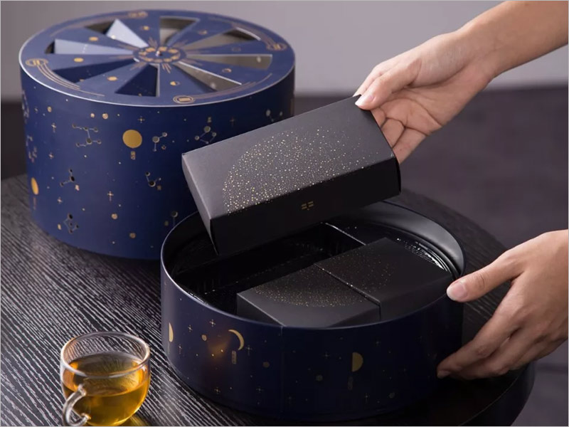 斗轉(zhuǎn)星移月餅禮盒包裝設(shè)計(jì)，簡(jiǎn)潔的星空，浪漫的情懷