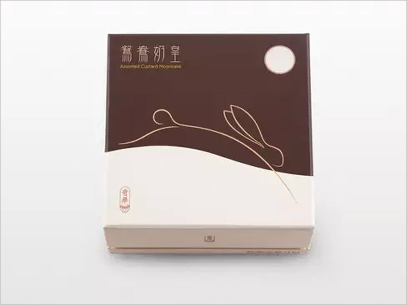 鴛鴦奶皇月餅包裝設(shè)計(jì)，寥寥數(shù)筆，簡(jiǎn)潔傳神。