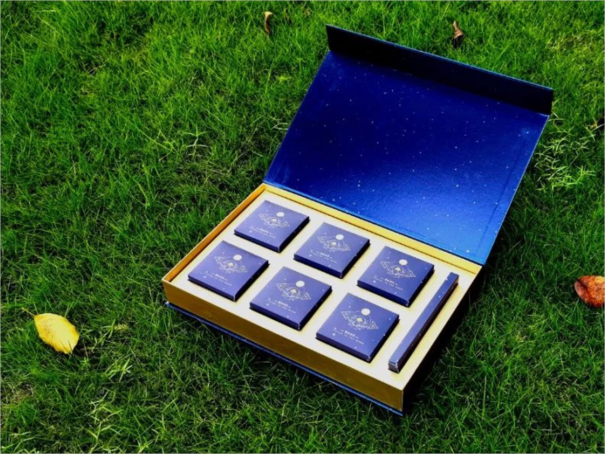 佛嶺聽月月餅禮盒包裝設計